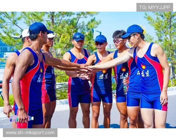 水下耐力比赛打破世界纪录，见证极限的突破与奇迹