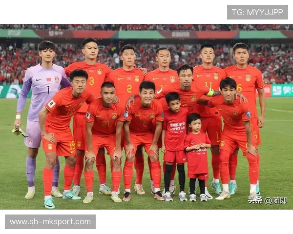 中国足球校园足球师资认证制度与推广深度分析，中国足球学校网站