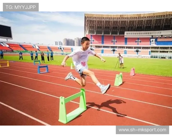 青少年运动员暑期集训突破传统 方法创新成效明显，青少年运动员训练中应该注重哪些问题